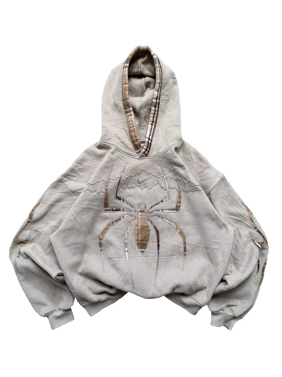 Eclipse washed spider hoodie detail